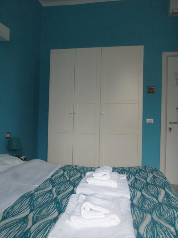 Pensión 25rooms *
